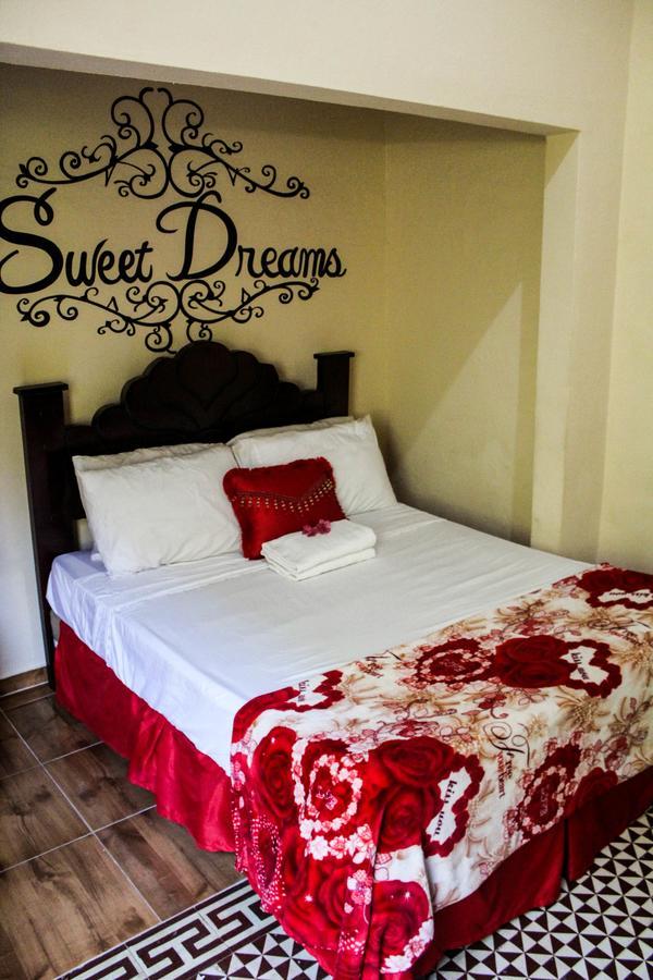 Colonial Charm Hostel سانتو دومينجو المظهر الخارجي الصورة