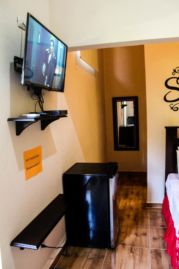 Colonial Charm Hostel سانتو دومينجو المظهر الخارجي الصورة